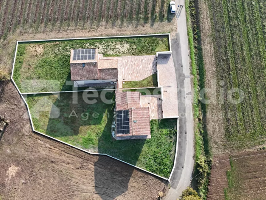 Immagine 2 di Casa indipendente in vendita  in Via Filippo Turati a Lonigo