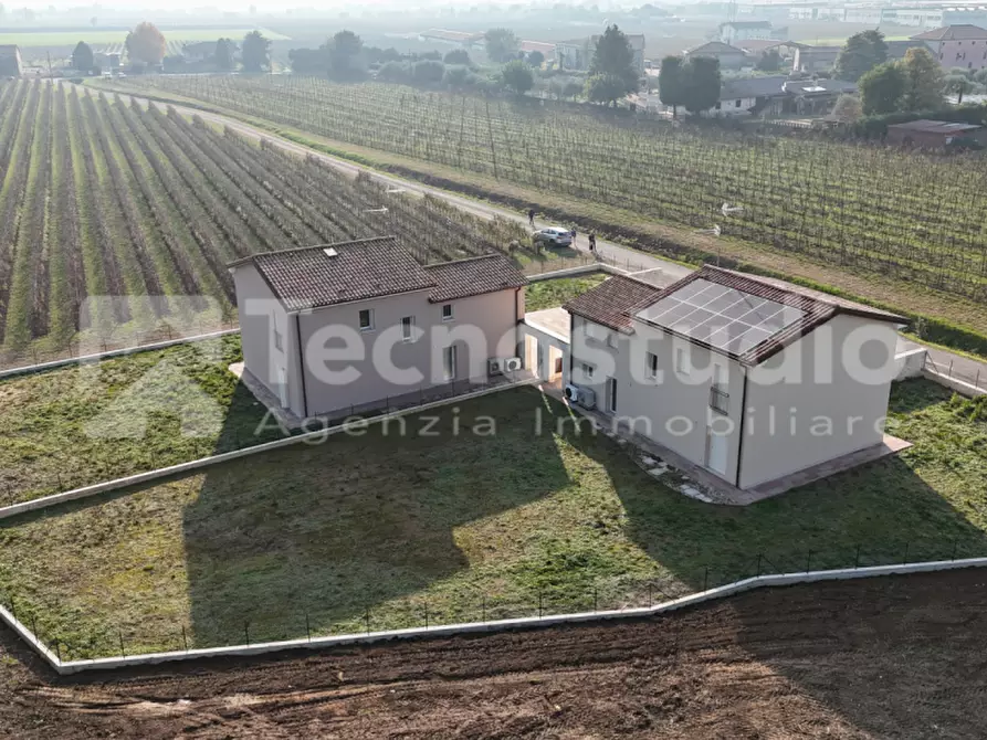 Immagine 9 di Casa indipendente in vendita  in Via Filippo Turati a Lonigo