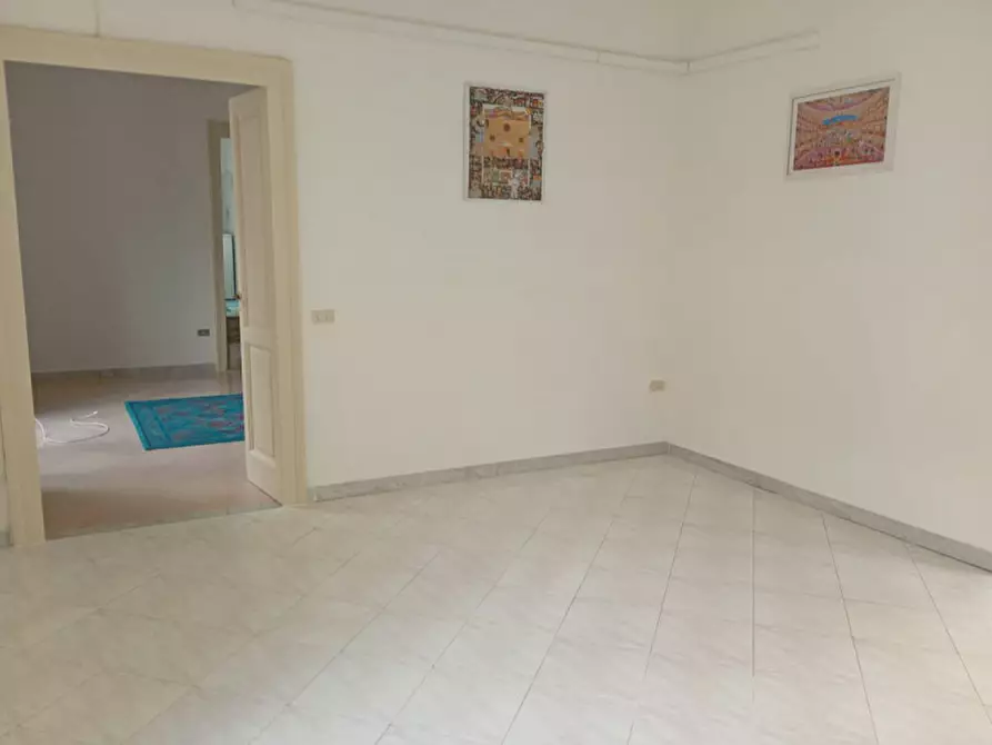 Immagine 2 di Appartamento in affitto  in via Mergellina 33 a Napoli