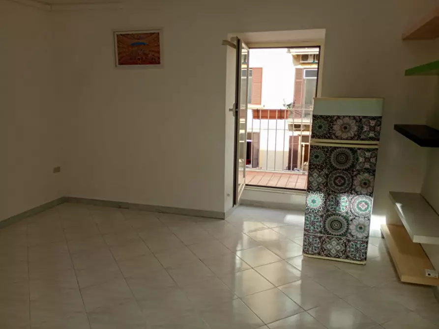 Immagine 10 di Appartamento in affitto  in via Mergellina 33 a Napoli