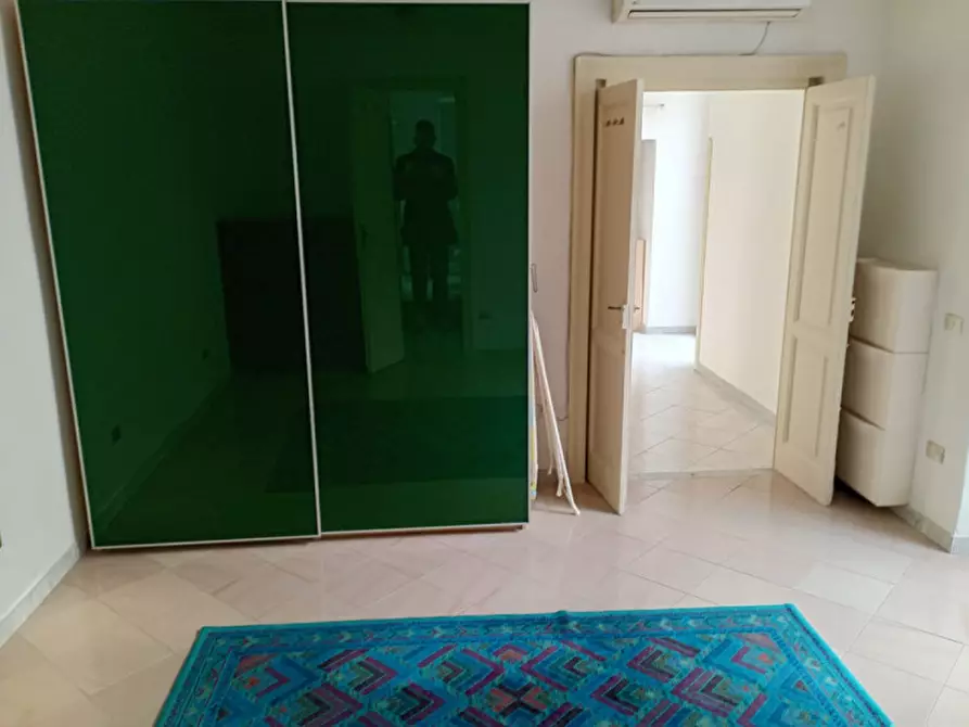 Immagine 15 di Appartamento in affitto  in via Mergellina 33 a Napoli