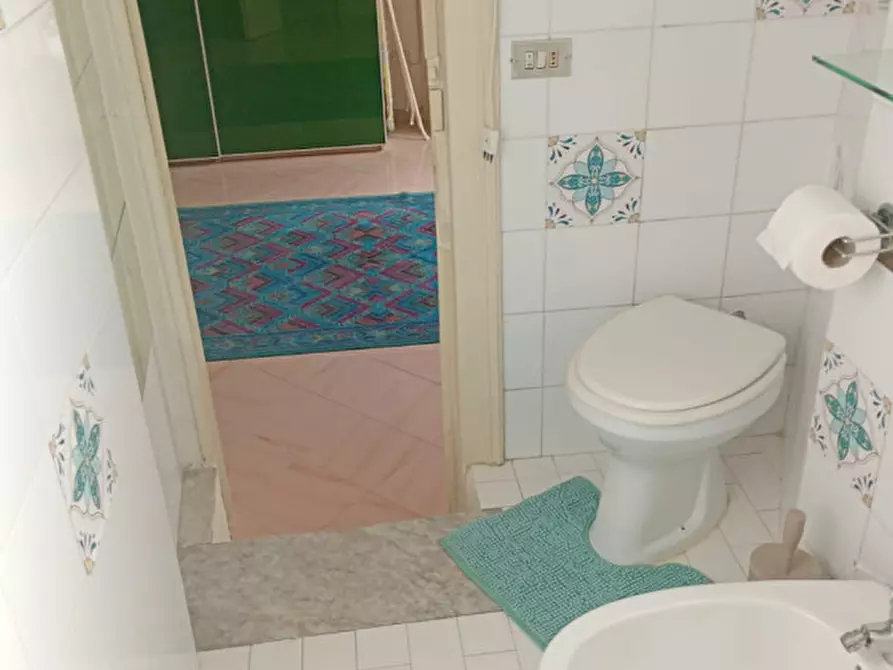 Immagine 26 di Appartamento in affitto  in via Mergellina 33 a Napoli