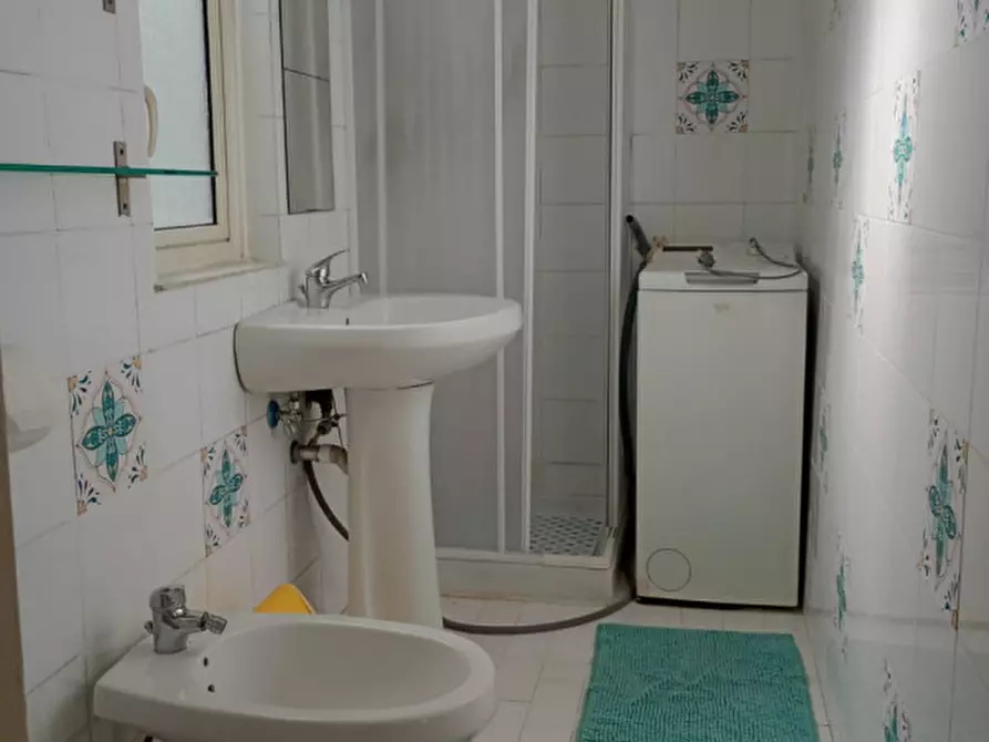 Immagine 27 di Appartamento in affitto  in via Mergellina 33 a Napoli