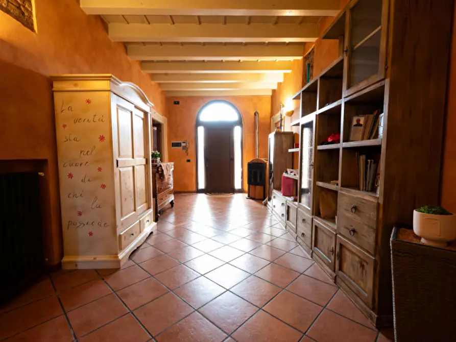 Immagine 5 di Villa in vendita  in Via Casale a Salizzole