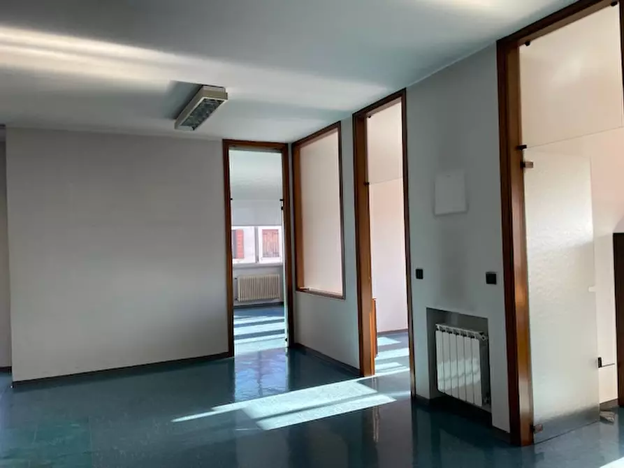 Immagine 2 di Ufficio in vendita  in VIA MARCONI a Piove Di Sacco
