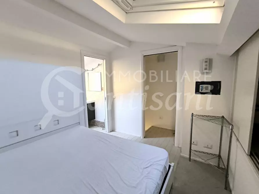 Immagine 12 di Appartamento in affitto  in Via Giandomenico Romagnosi a Firenze