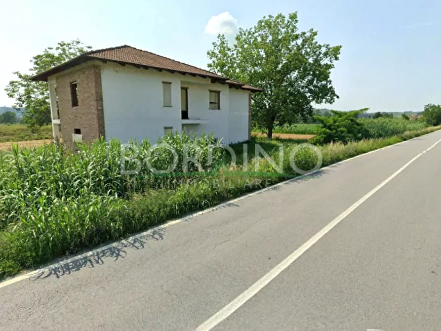 Immagine 18 di Villa in vendita  a Costigliole D'asti