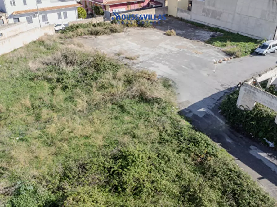 Immagine 3 di Magazzino in vendita  in Via Siracusa a Avola