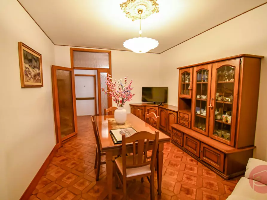 Immagine 1 di Appartamento in vendita  a Cesena