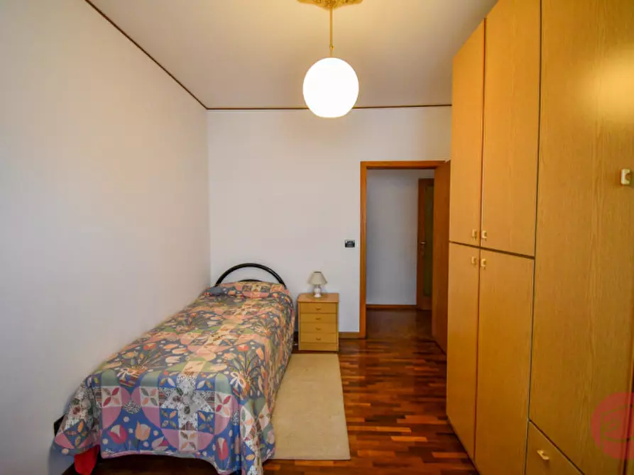 Immagine 12 di Appartamento in vendita  a Cesena
