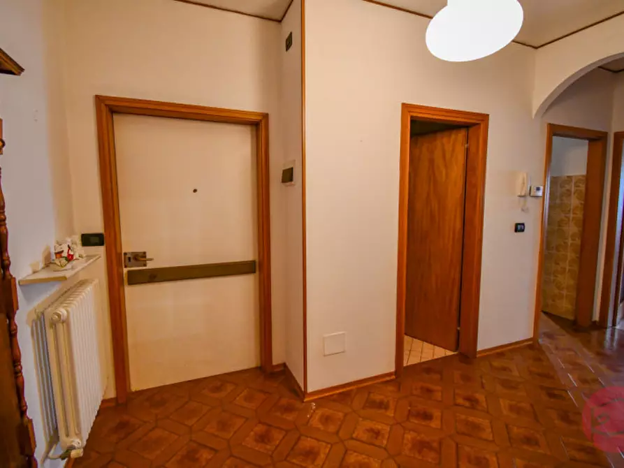Immagine 19 di Appartamento in vendita  a Cesena