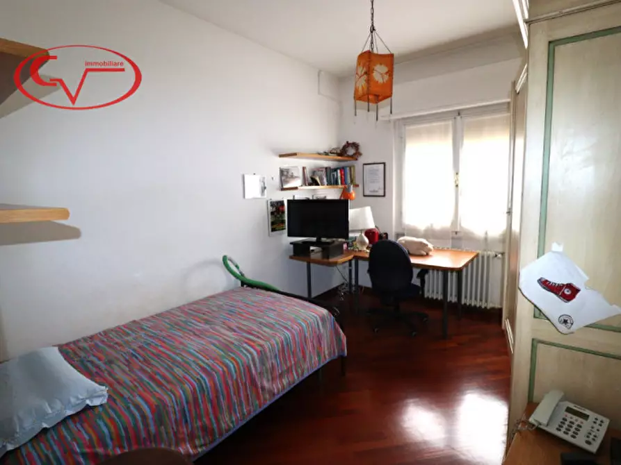 Immagine 20 di Casa bifamiliare in vendita  in Viale Armando Diaz a Montevarchi