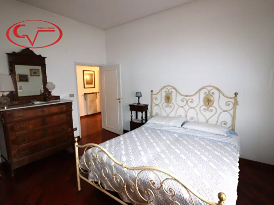 Immagine 21 di Casa bifamiliare in vendita  in Viale Armando Diaz a Montevarchi