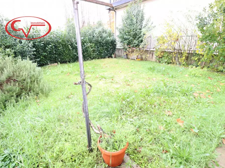 Immagine 33 di Casa bifamiliare in vendita  in Viale Armando Diaz a Montevarchi