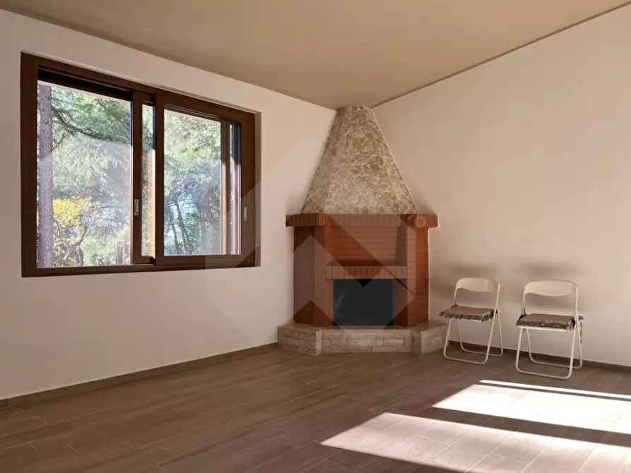 Immagine 7 di Villa in vendita  a Andria