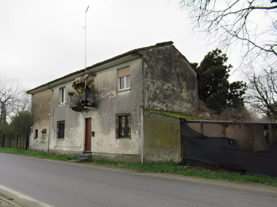 Immagine 3 di Casa indipendente in vendita  in Via Piave 32 a Alagna