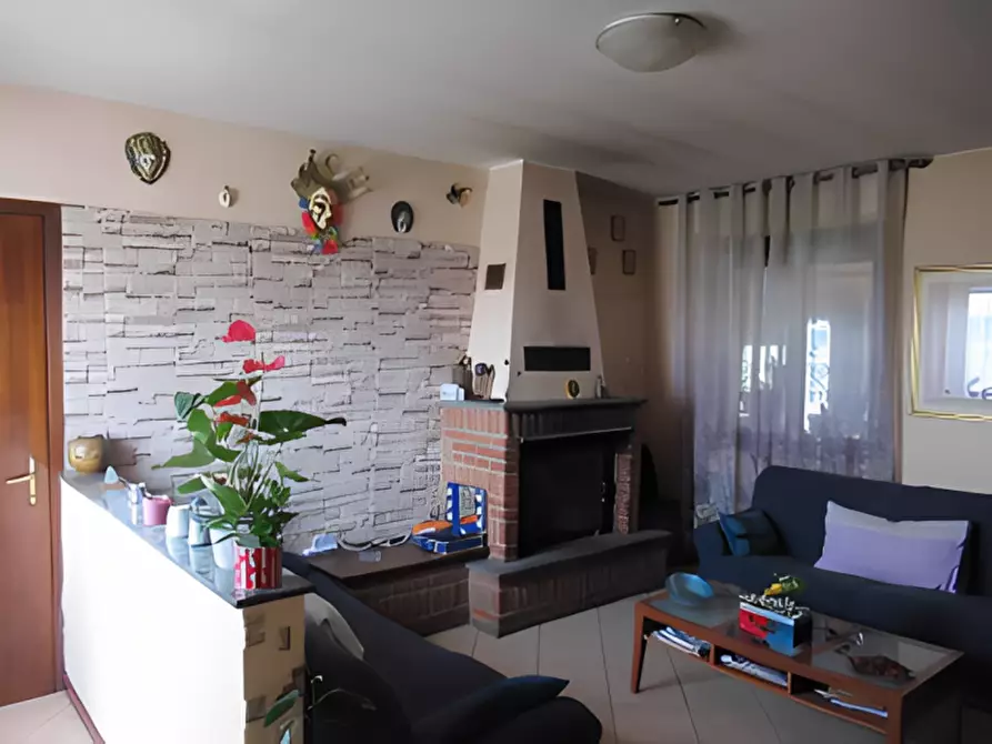 Immagine 5 di Casa indipendente in vendita  in Via Piave 32 a Alagna