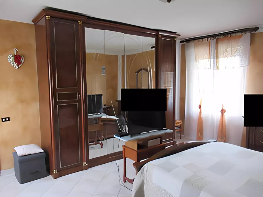 Immagine 9 di Casa indipendente in vendita  in Via Piave 32 a Alagna