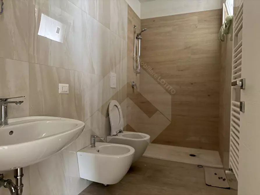 Immagine 8 di Appartamento in vendita  a Andria