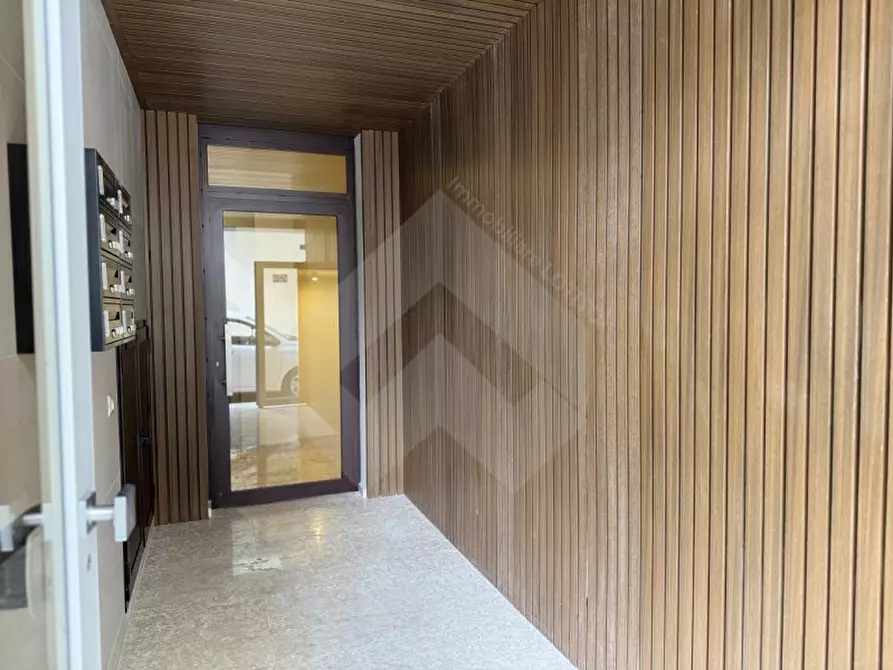 Immagine 16 di Appartamento in vendita  a Andria