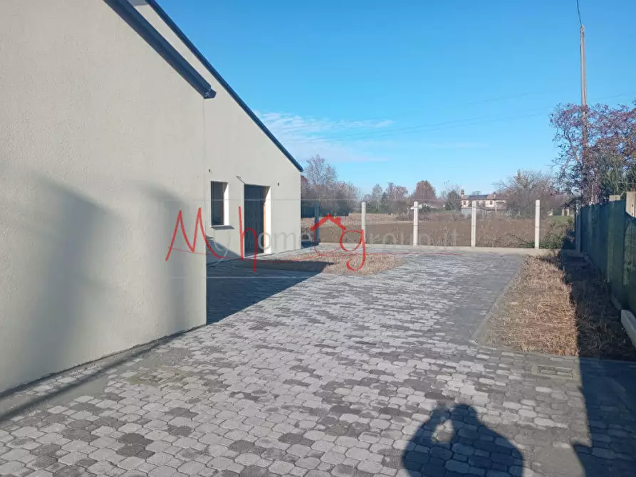 Immagine 2 di Casa bifamiliare in vendita  a Ponte San Nicolò