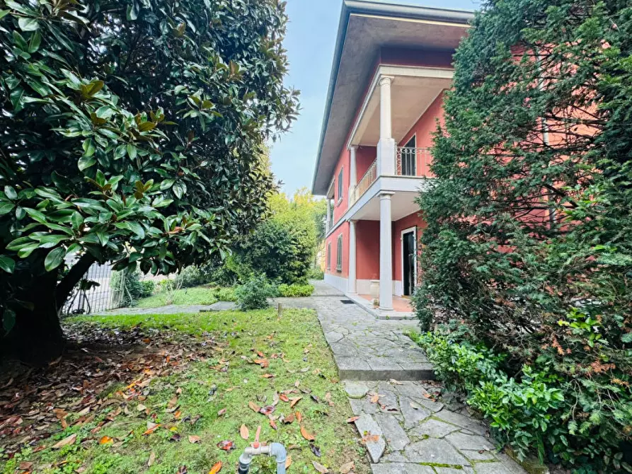 Immagine 25 di Villa in vendita  in VIA.ALDO MORO a Calvisano