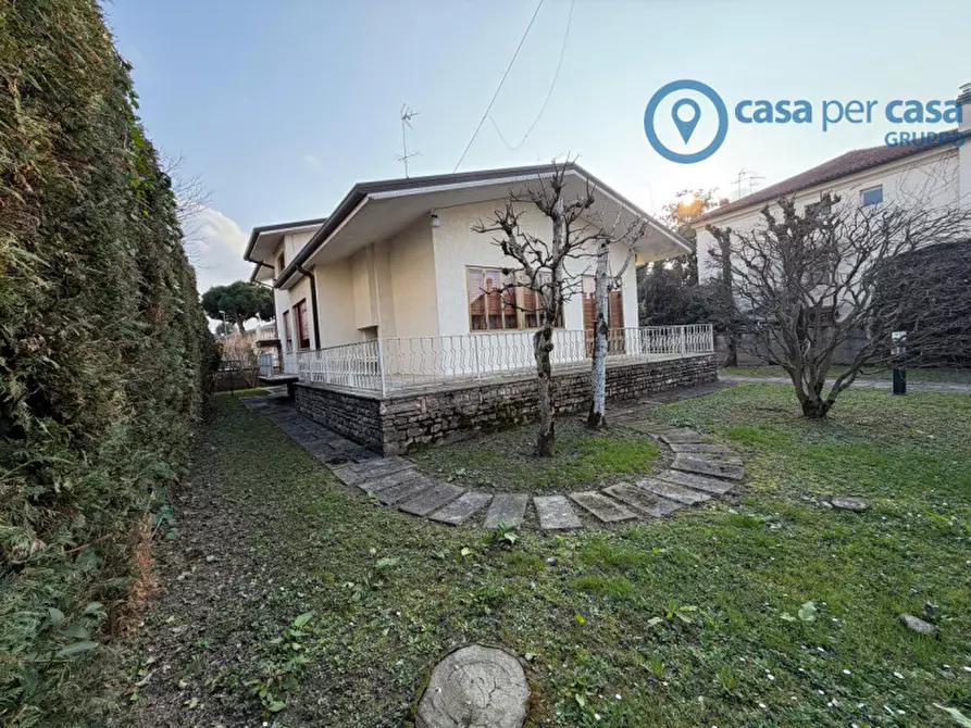 Immagine 2 di Casa indipendente in vendita  a Rovigo