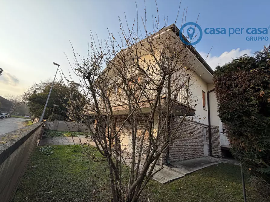 Immagine 18 di Casa indipendente in vendita  a Rovigo