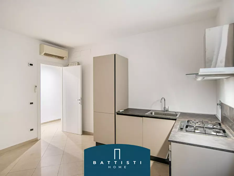 Immagine 14 di Appartamento in affitto  in Via Giuseppe Gioachino Belli a Roma