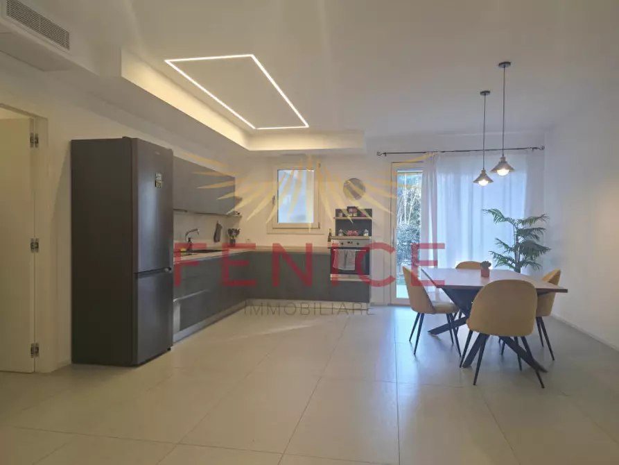 Immagine 1 di Appartamento in vendita  in Via Cave 2 a Montebelluna
