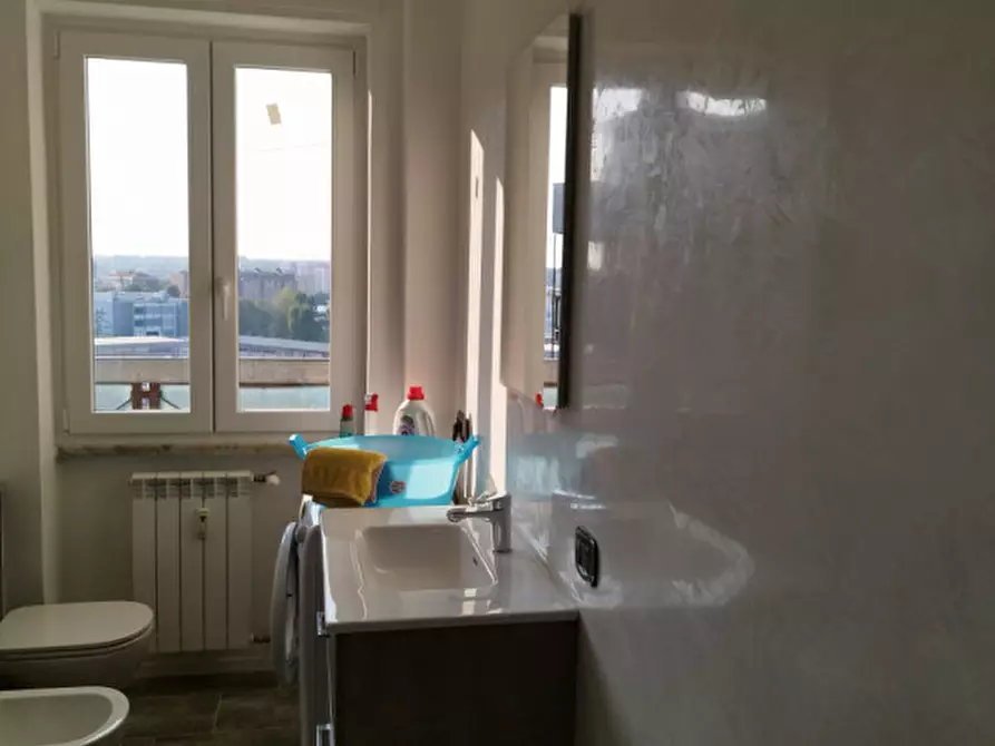 Immagine 2 di Appartamento in vendita  in Viale Romagna, 39 a Cinisello Balsamo