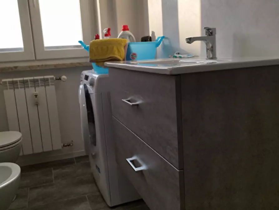 Immagine 3 di Appartamento in vendita  in Viale Romagna, 39 a Cinisello Balsamo