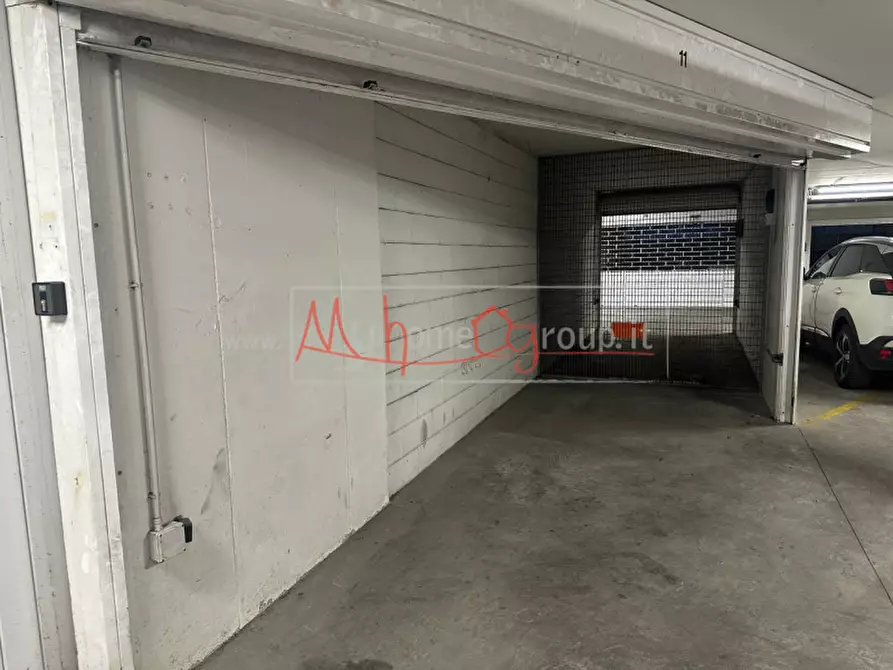 Immagine 4 di Garage in affitto  in Via Altinate a Padova
