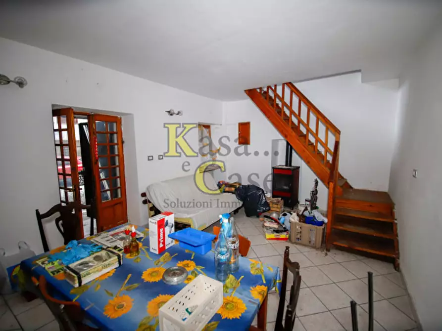 Immagine 3 di Casa indipendente in vendita  in Via delle Torri n. 44 a Rocca Canavese
