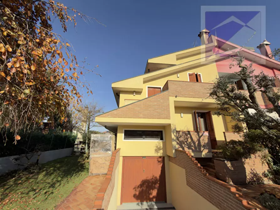 Immagine 2 di Casa trifamiliare in vendita  a Borgoricco