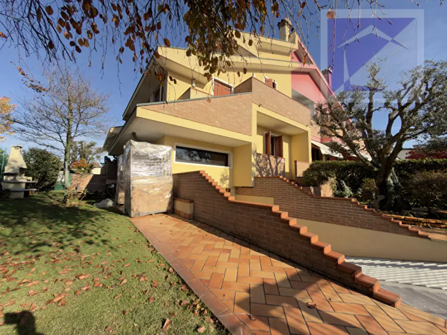 Immagine 3 di Casa trifamiliare in vendita  a Borgoricco