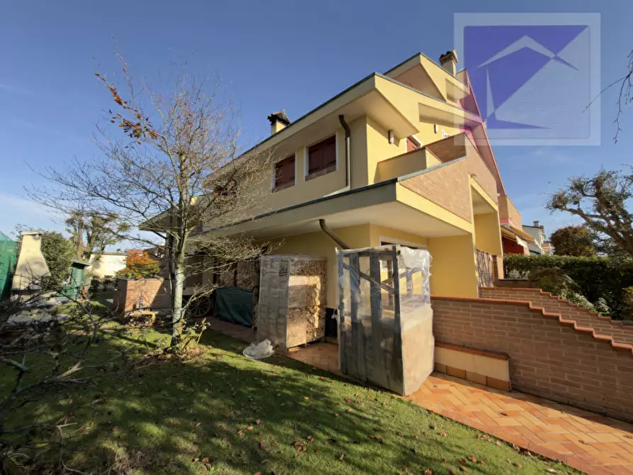 Immagine 5 di Casa trifamiliare in vendita  a Borgoricco