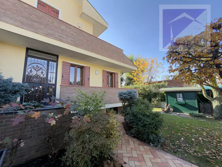 Immagine 6 di Casa trifamiliare in vendita  a Borgoricco