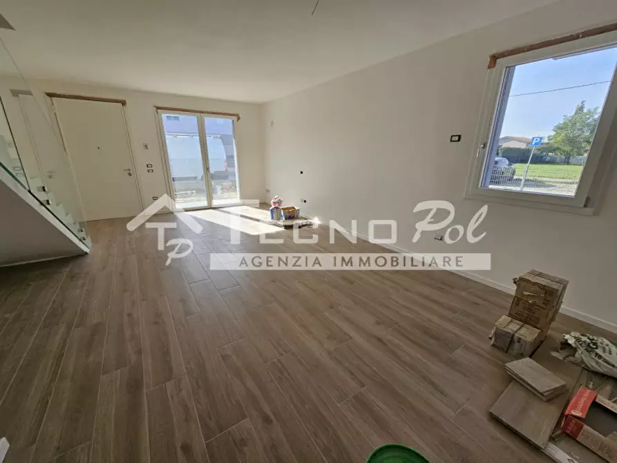 Immagine 1 di Casa bifamiliare in vendita  a Campodarsego