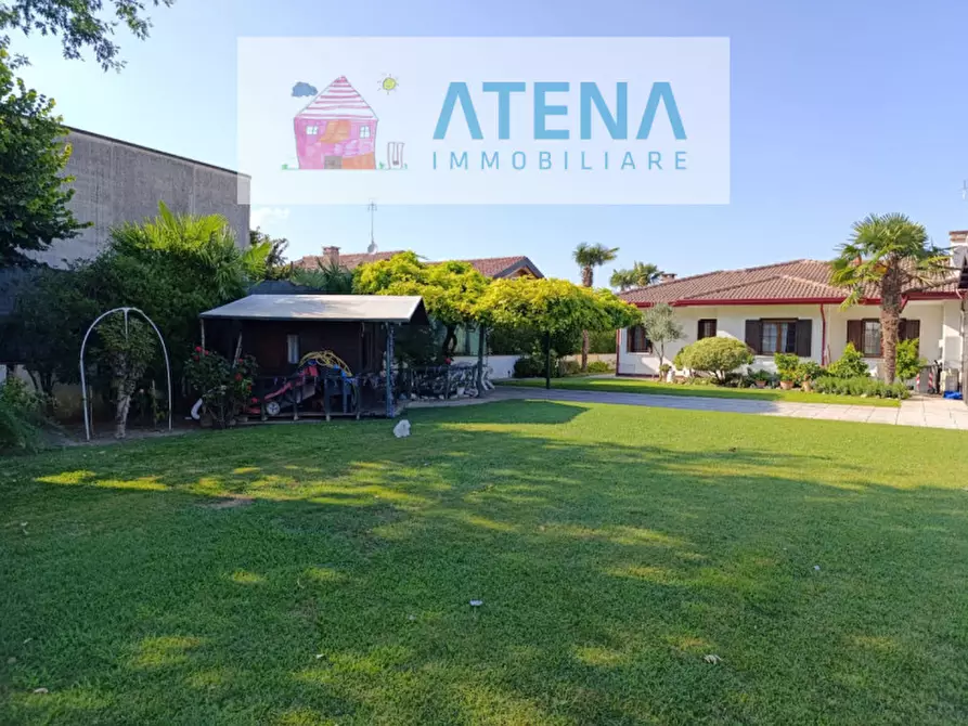 Immagine 1 di Casa bifamiliare in vendita  in Via Pioga a Campodarsego