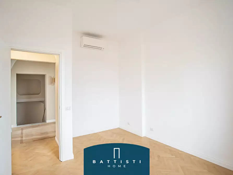 Immagine 32 di Attico in affitto  in Piazza delle Coppelle a Roma