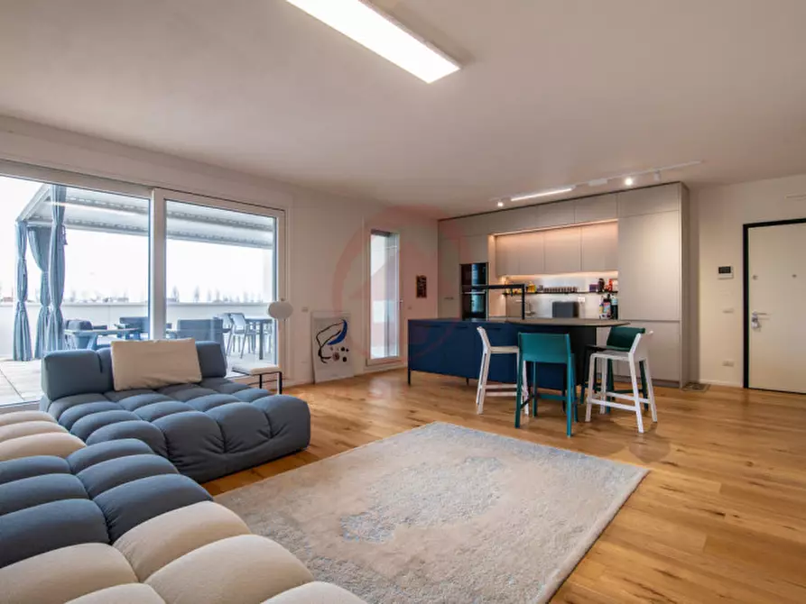 Immagine 1 di Attico in vendita  in Via Lorenzo Nardi a Rubano