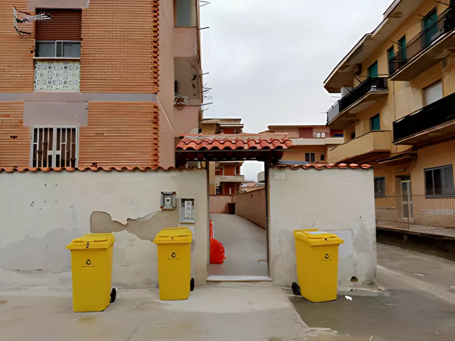 Immagine 3 di Appartamento in vendita  in Via Licola Mare, 11 a Giugliano In Campania