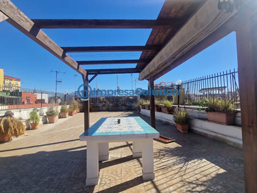 Immagine 9 di Appartamento in vendita  in Via Domenico Cirillo a Napoli