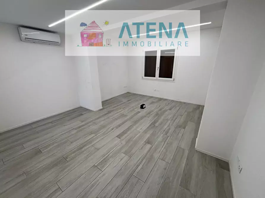 Immagine 13 di Ufficio in vendita  in via conselvana 150 a Masera' Di Padova