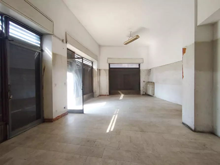 Immagine 1 di Negozio in affitto  in Piazzale Costantino Il Grande 168/F a Torino