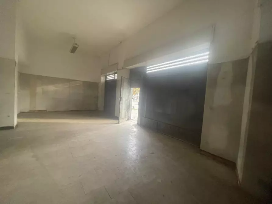 Immagine 6 di Negozio in affitto  in Piazzale Costantino Il Grande 168/F a Torino