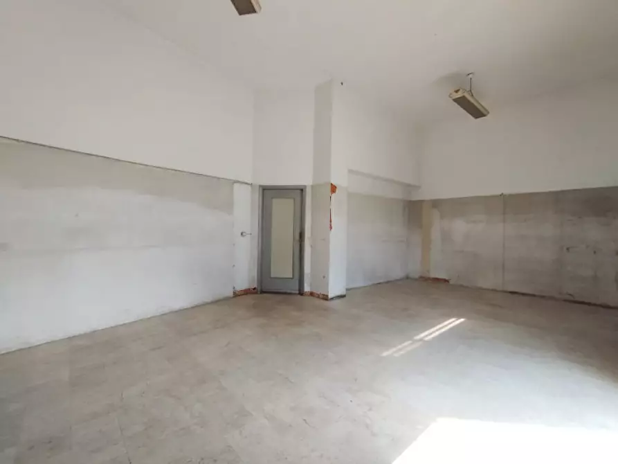 Immagine 9 di Negozio in affitto  in Piazzale Costantino Il Grande 168/F a Torino