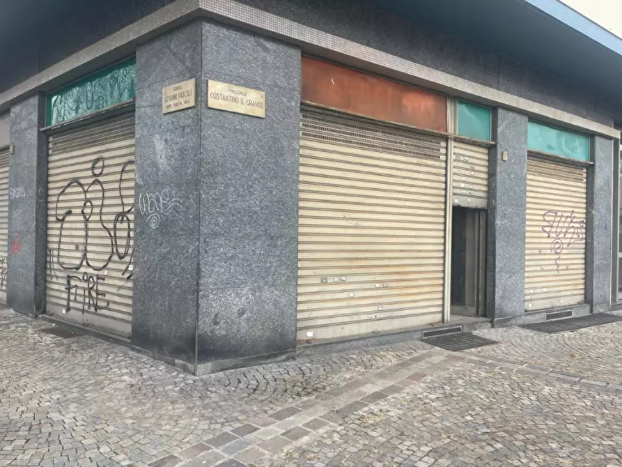 Immagine 16 di Negozio in affitto  in Piazzale Costantino Il Grande 168/F a Torino