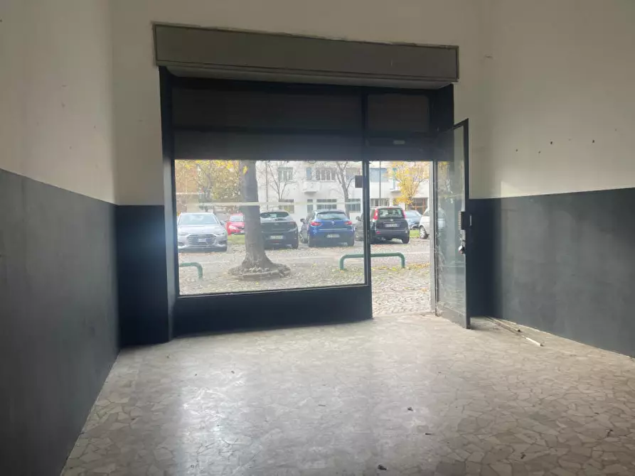 Immagine 4 di Negozio in affitto  in Corso Giovanni Pascoli 13/E a Torino